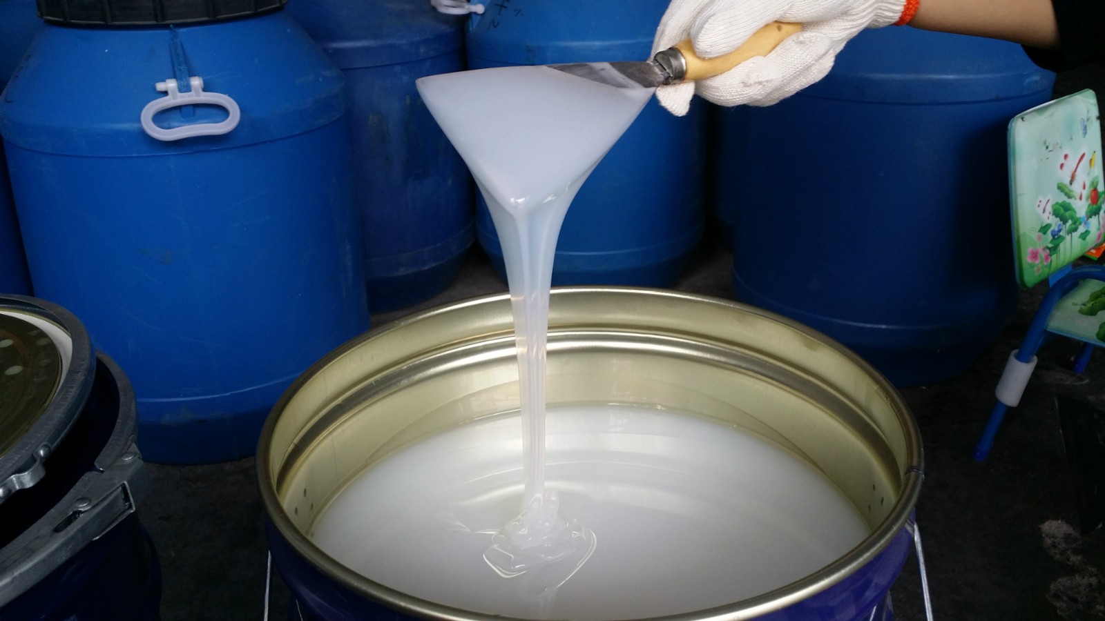 工業(yè)級(jí)模具硅膠膨脹怎么辦 ？