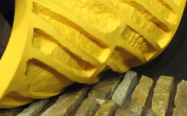 模具硅膠翻模多久才會(huì)干 ？