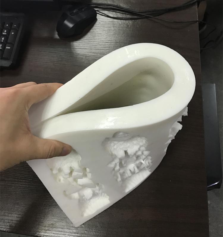 什么原因?qū)е履＞吖枘z產(chǎn)品變形你知道嗎 ？